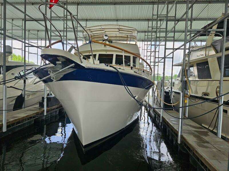 1975 Hatteras 58 LRC
