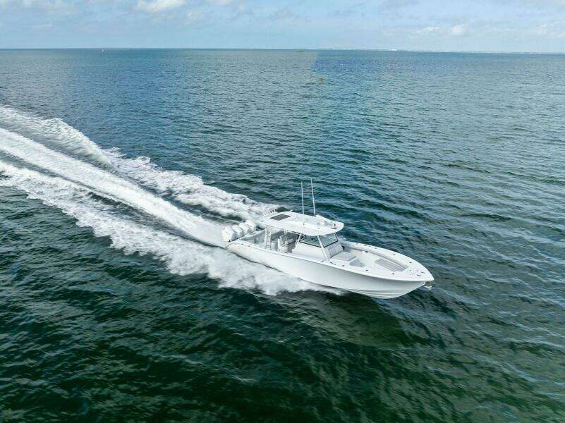 2024 Yellowfin 42 Offshore