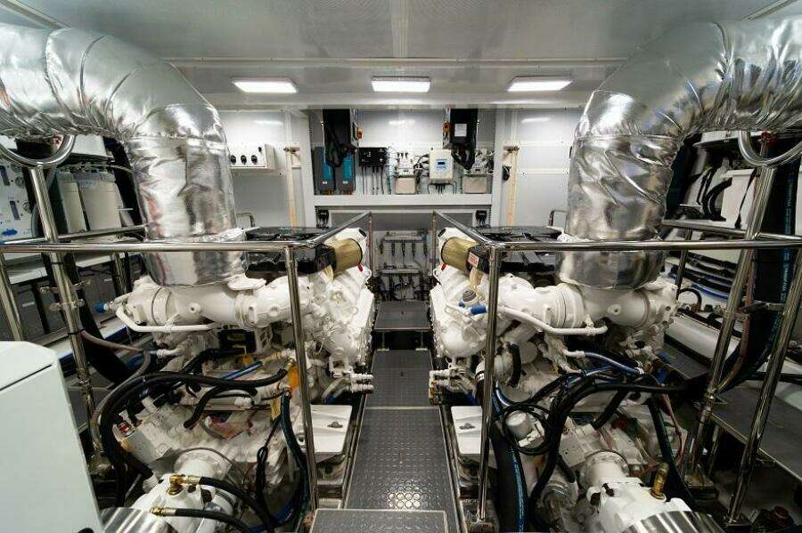 2026 Offshore Yachts 