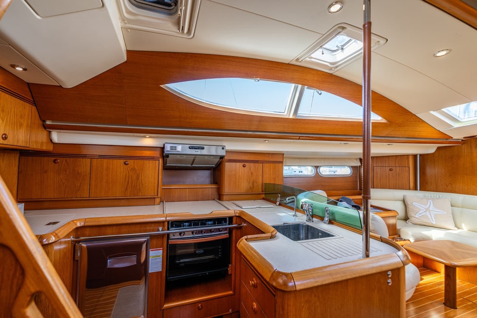 2009 Jeanneau 54DS
