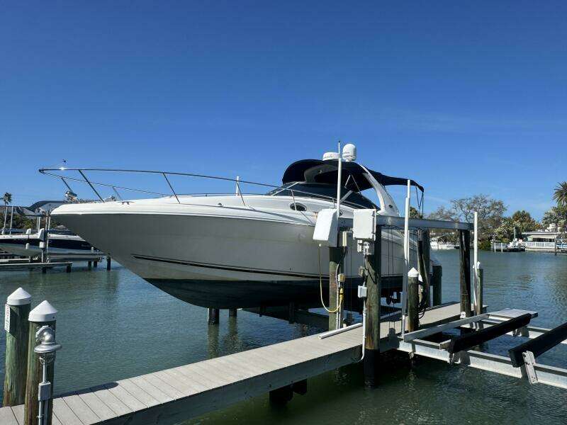 2002 Sea Ray 320 Sundancer