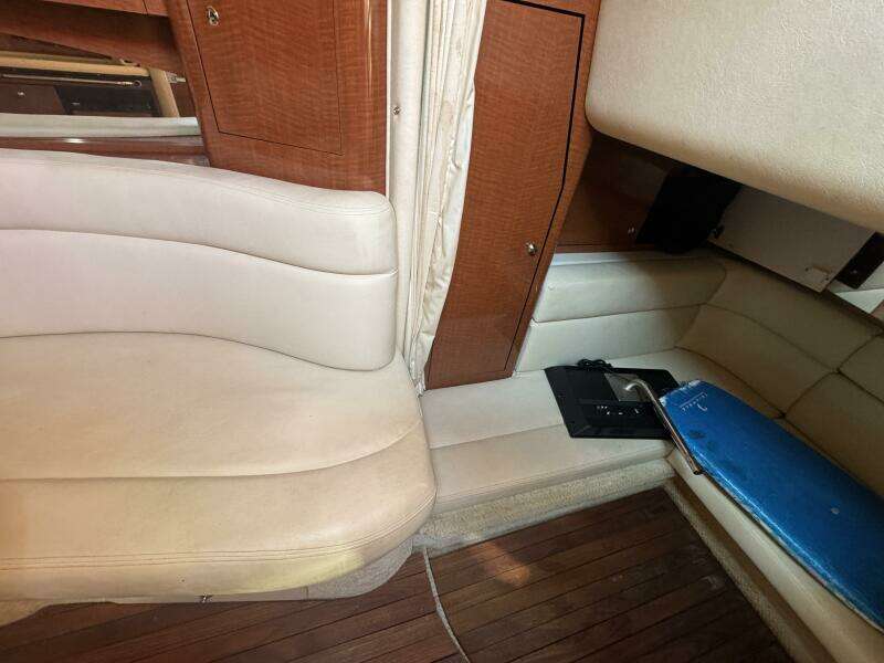 2002 Sea Ray 320 Sundancer