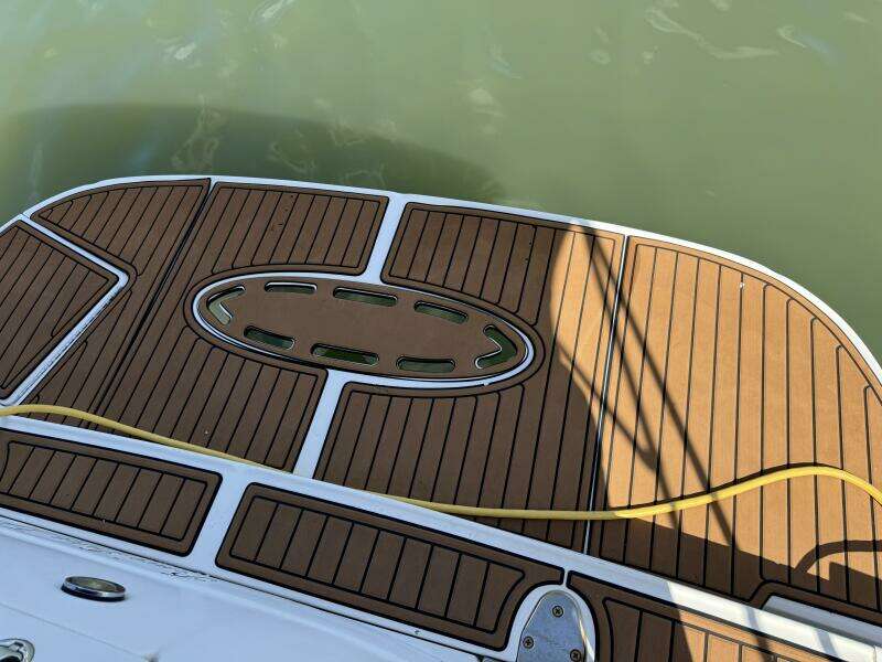 2002 Sea Ray 320 Sundancer