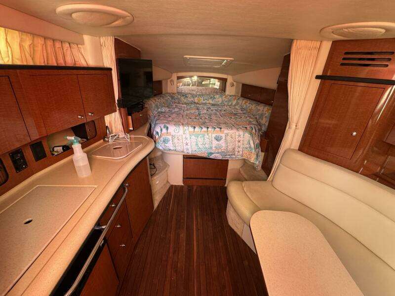 2002 Sea Ray 320 Sundancer