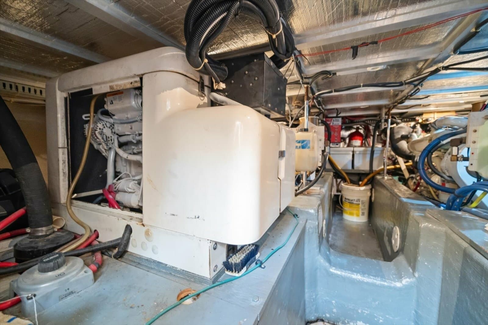 1998 Carver 455 Aft Cabin MY