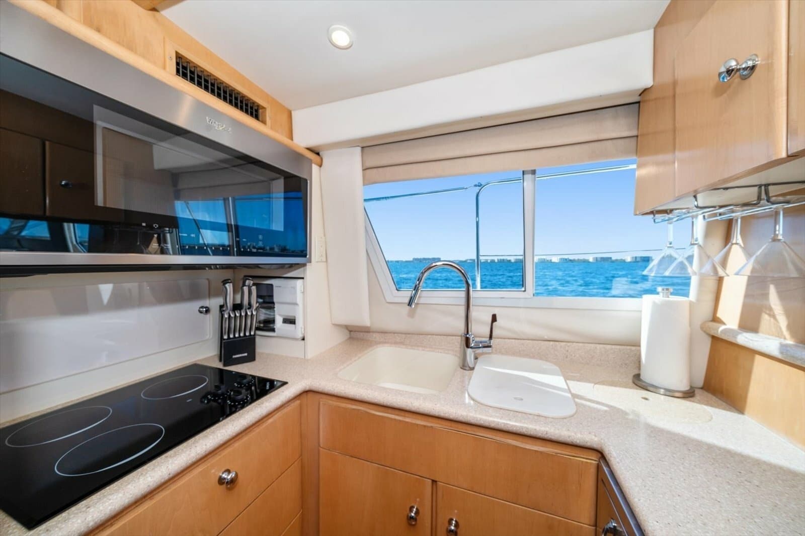 1998 Carver 455 Aft Cabin MY