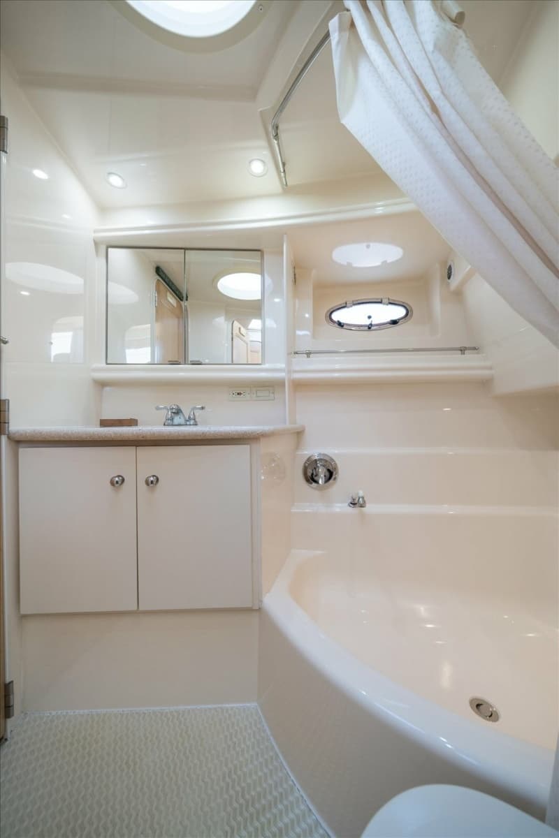 1998 Carver 455 Aft Cabin MY