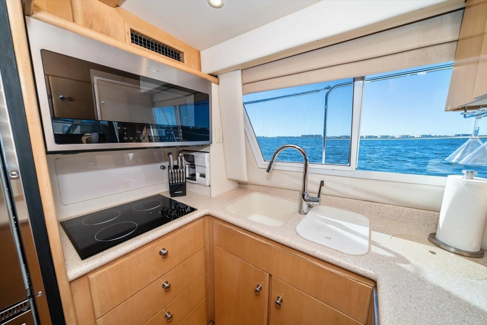 1998 Carver 455 Aft Cabin MY