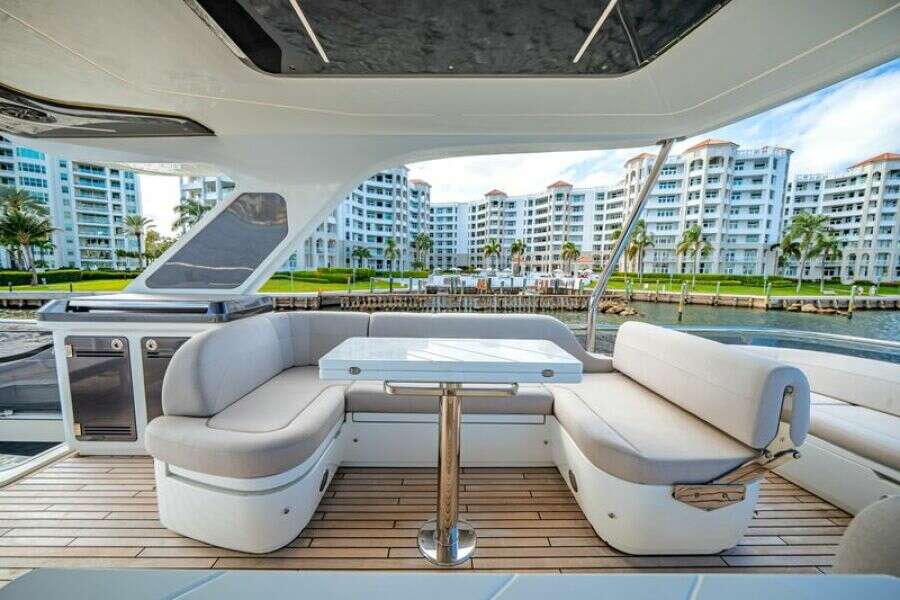 2024 Galeon 560 FLY