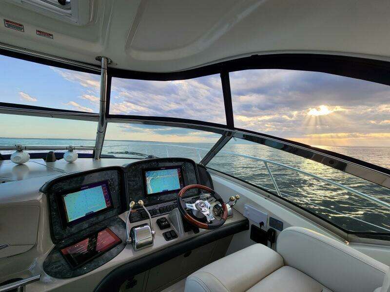 2004 Sea Ray 390 Sundancer