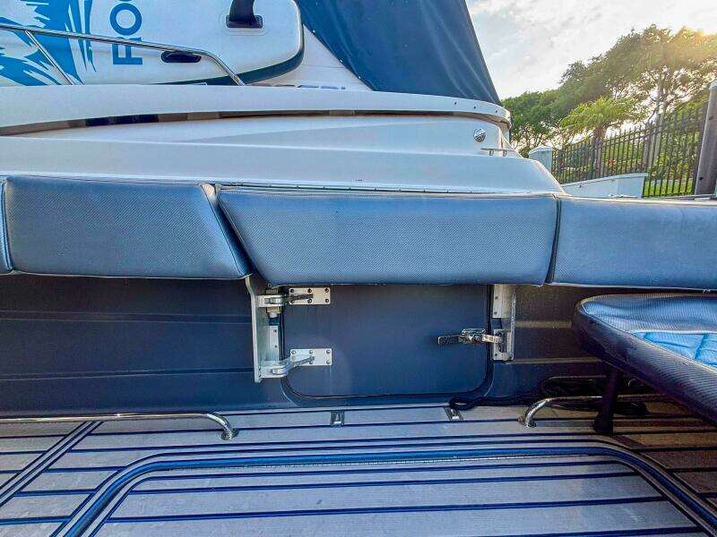 2016 Hydra-Sports 4200 Siesta