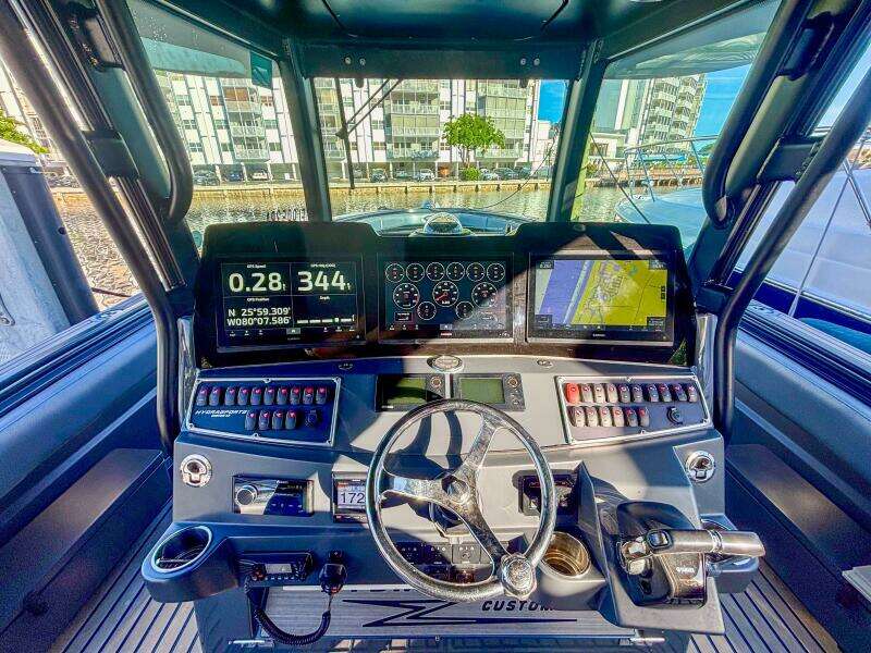 2016 Hydra-Sports 4200 Siesta