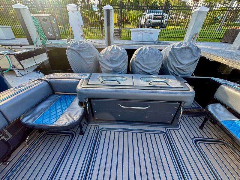 2016 Hydra-Sports 4200 Siesta