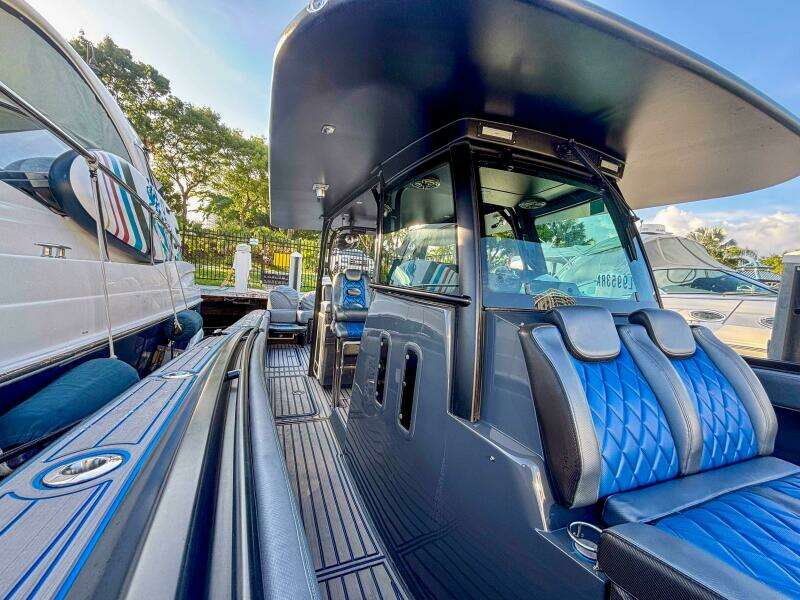 2016 Hydra-Sports 4200 Siesta