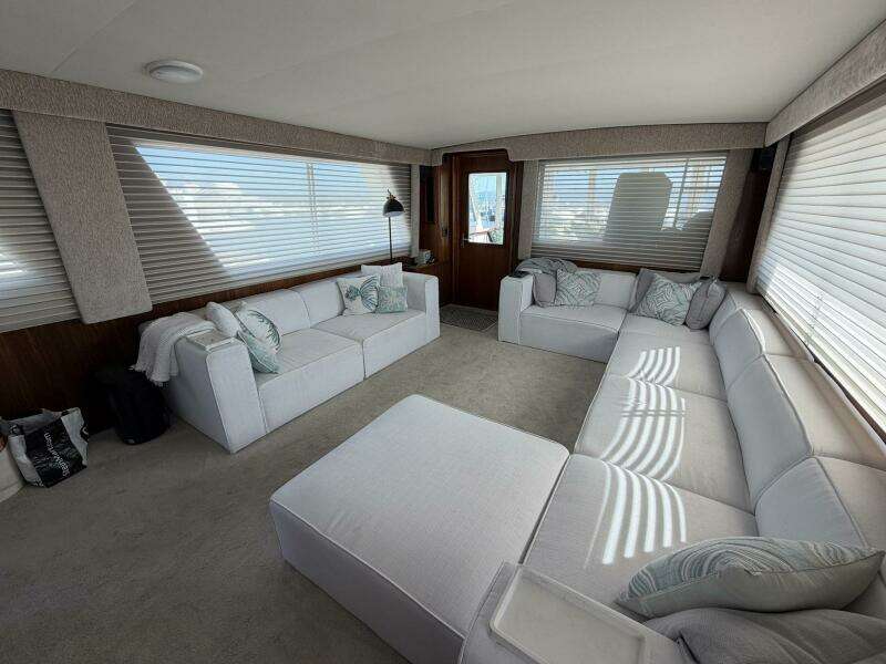 1987 Hatteras Motor Yacht