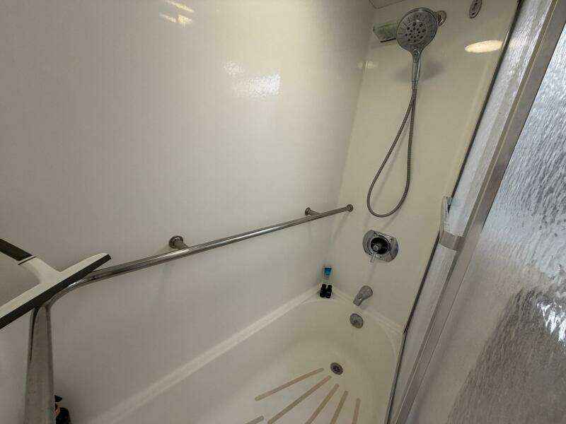 1987 Hatteras Motor Yacht