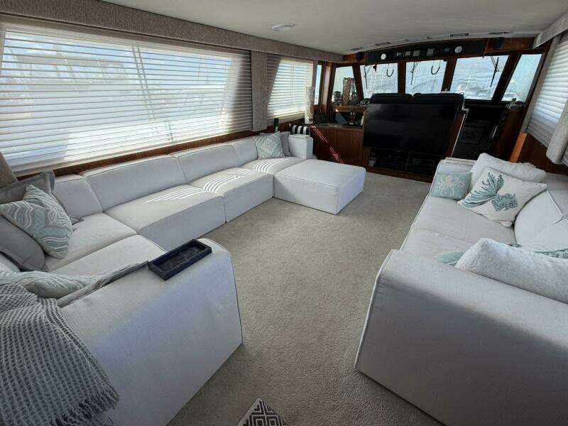 1987 Hatteras Motor Yacht