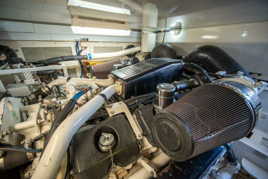 2009 Cabo 52 Flybridge