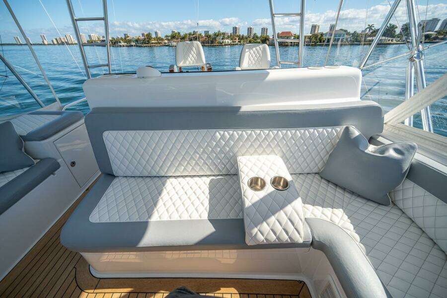 2009 Cabo 52 Flybridge