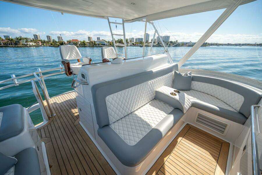 2009 Cabo 52 Flybridge