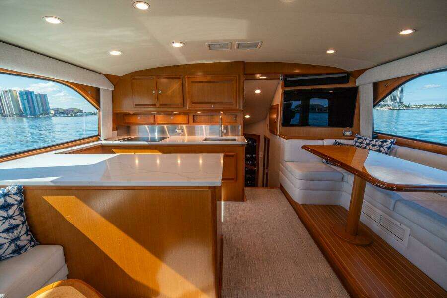 2009 Cabo 52 Flybridge