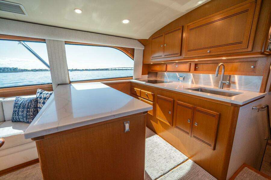 2009 Cabo 52 Flybridge