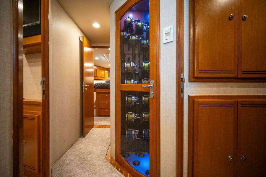 2009 Cabo 52 Flybridge