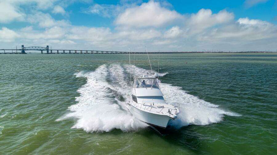 2002 Hatteras 50 Convertible 