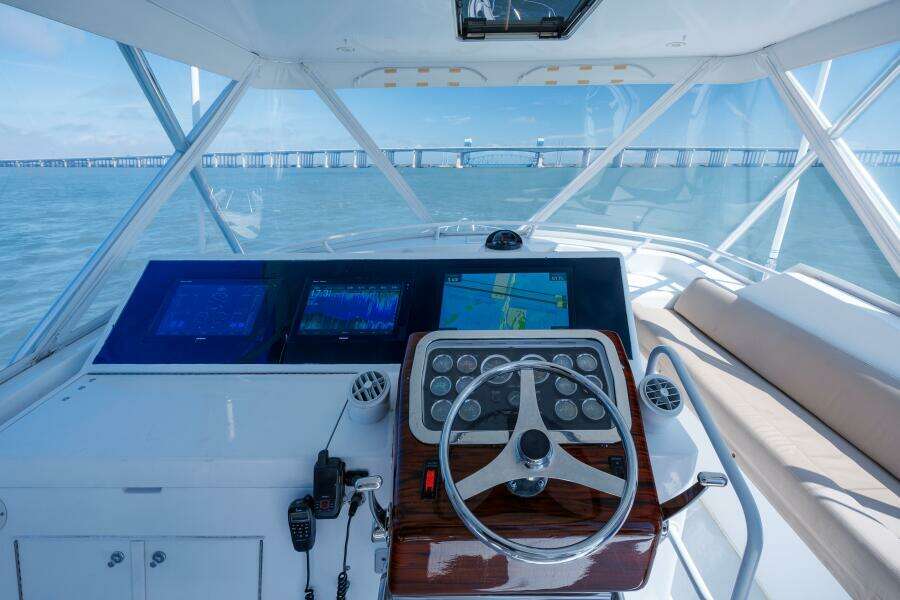 2002 Hatteras 50 Convertible 