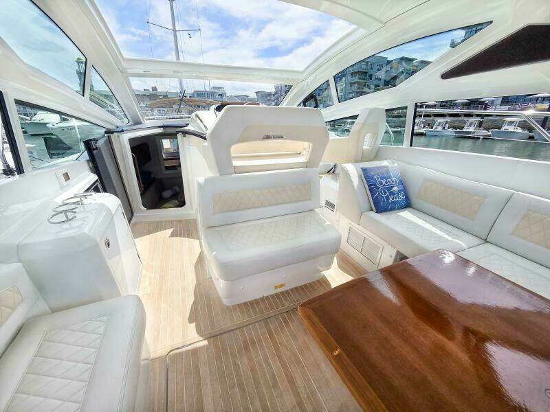 2019 Beneteau Gran Turismo 40