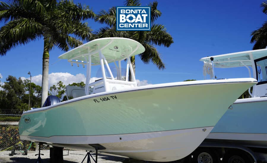 2024 Sea Hunt Ultra 229