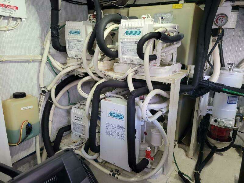 2014 Sabre 48 Salon Express