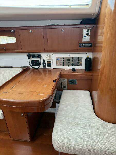 2007 Beneteau 49