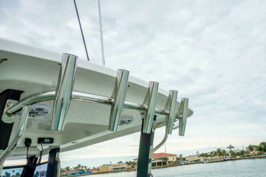 2022 Aquila 28 Molokai