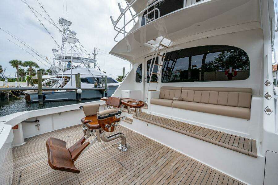 Viking 60 Bottom Line - Exterior Cockpit