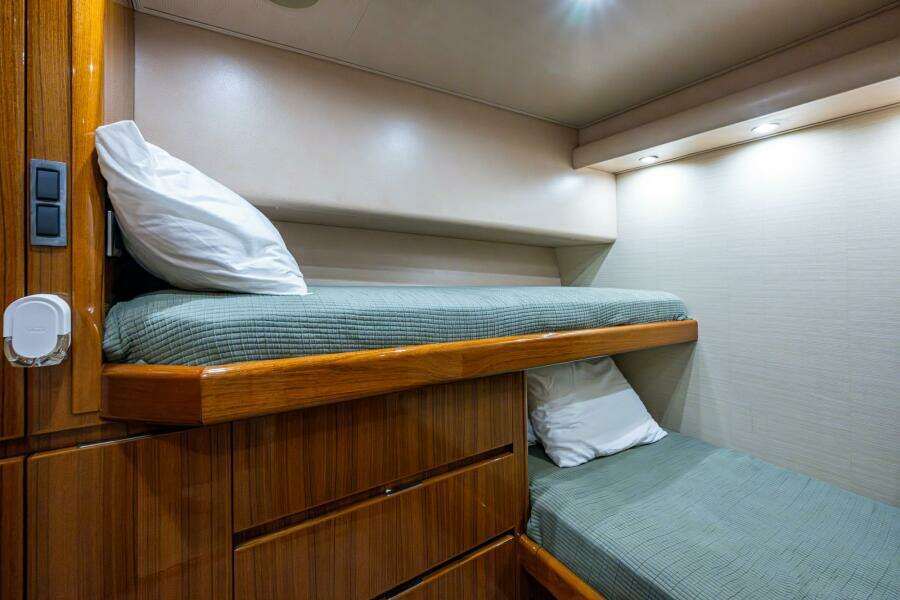 Viking 60 Bottom Line - Interior Stateroom