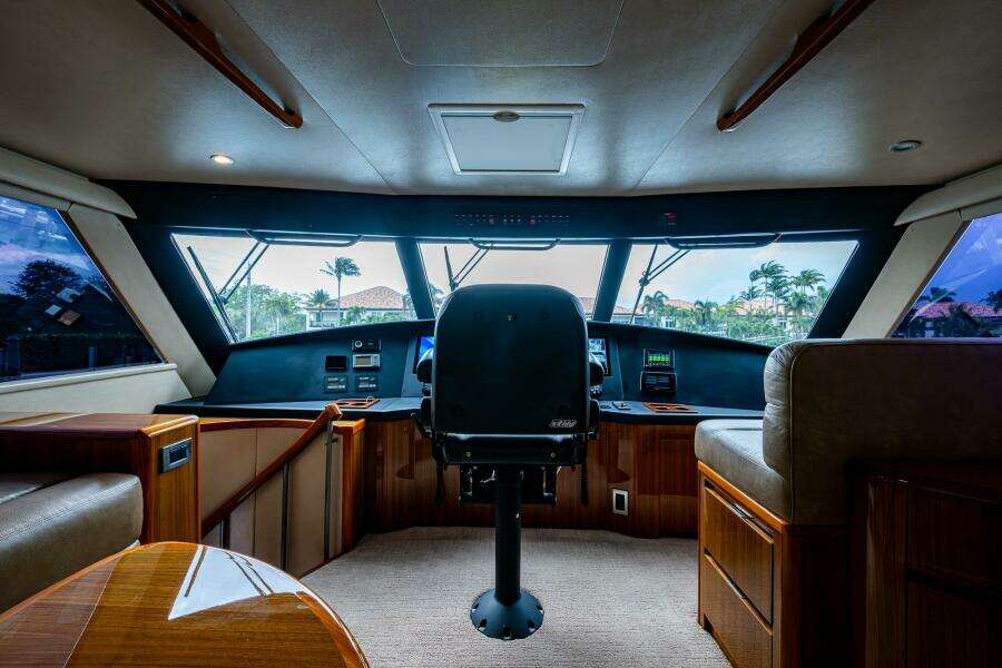 Viking 60 Bottom Line - Interior Enclosed Flybridge
