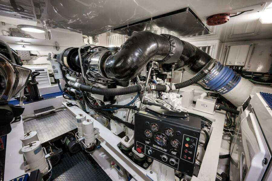 Viking 60 Bottom Line - Engine Room