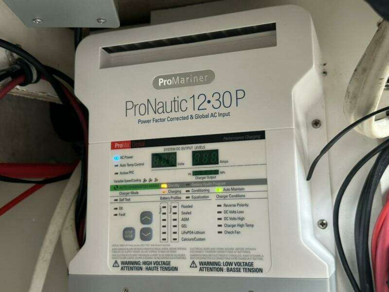 2001 Stamas 310 Express