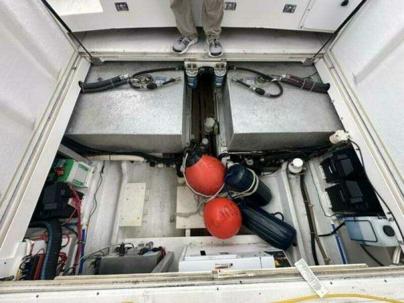 2001 Stamas 310 Express