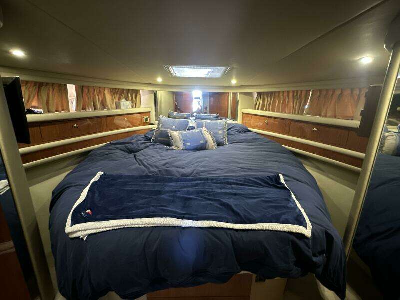 2000 Sea Ray 480 Sedan Bridge