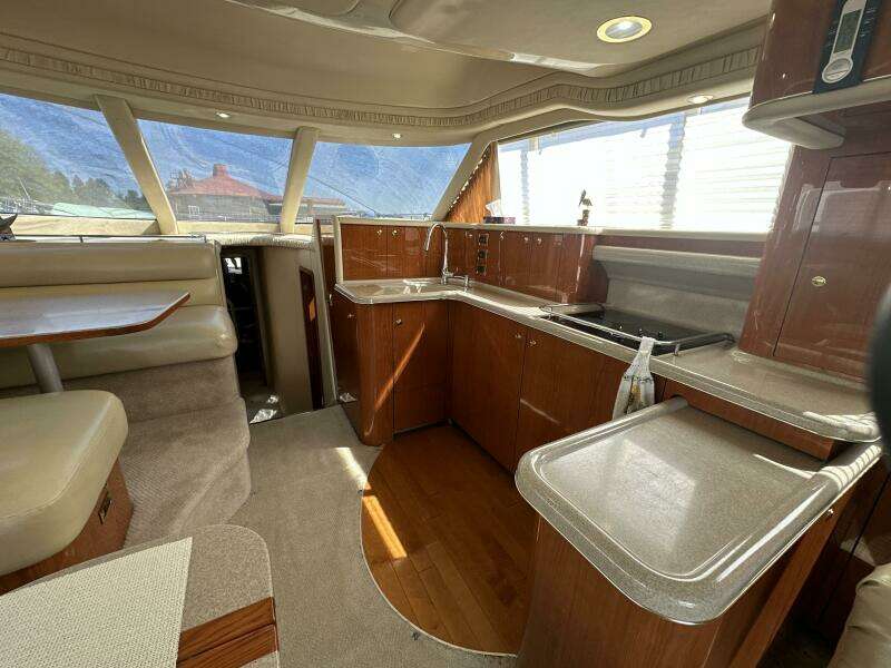 2000 Sea Ray 480 Sedan Bridge