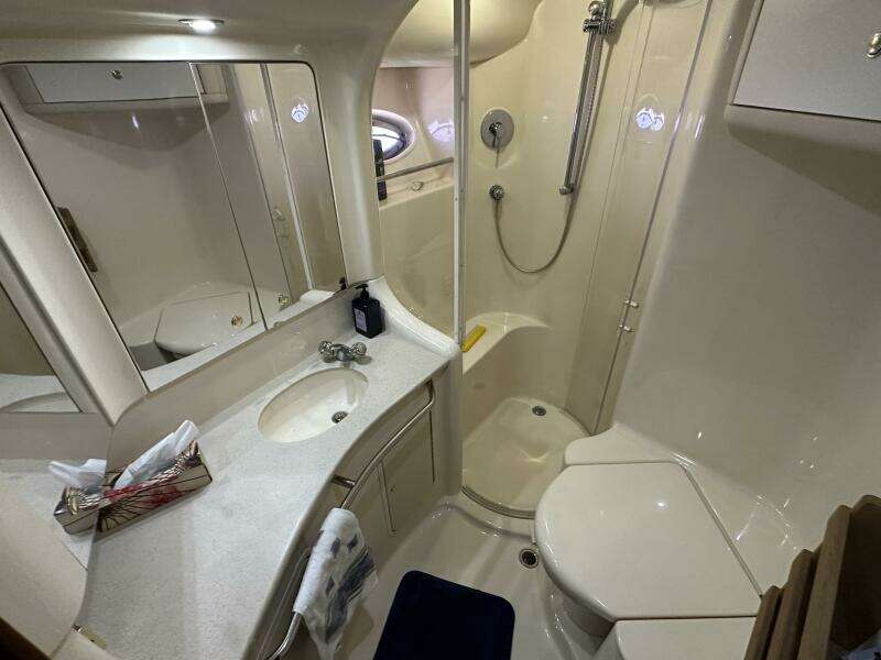 2000 Sea Ray 480 Sedan Bridge