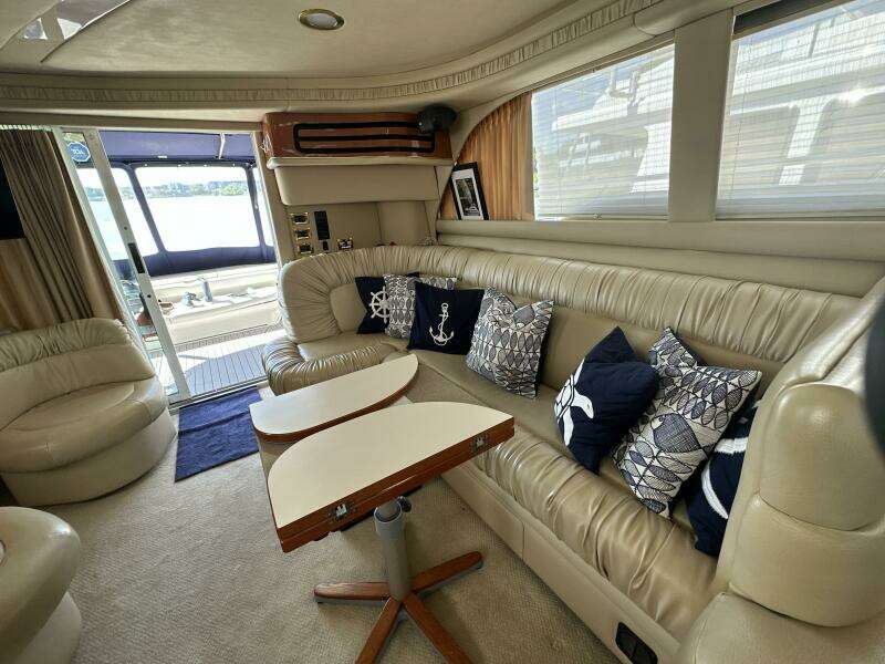 2000 Sea Ray 480 Sedan Bridge