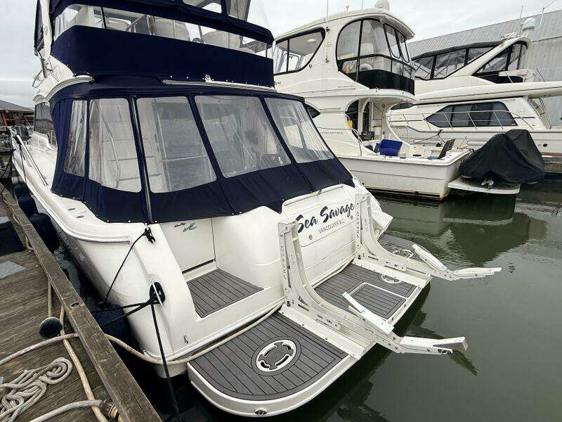 2000 Sea Ray 480 Sedan Bridge