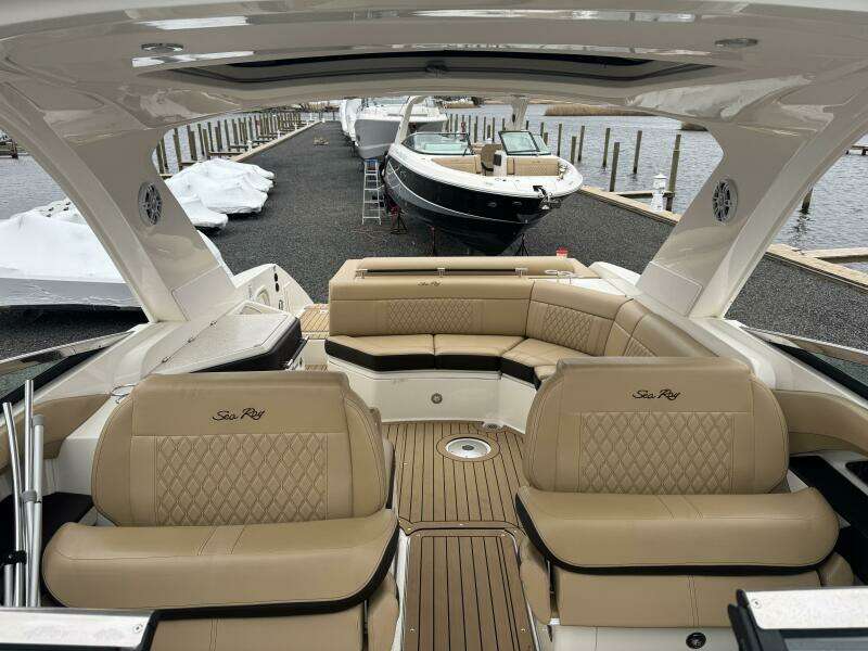 2021 Sea Ray SLX 310