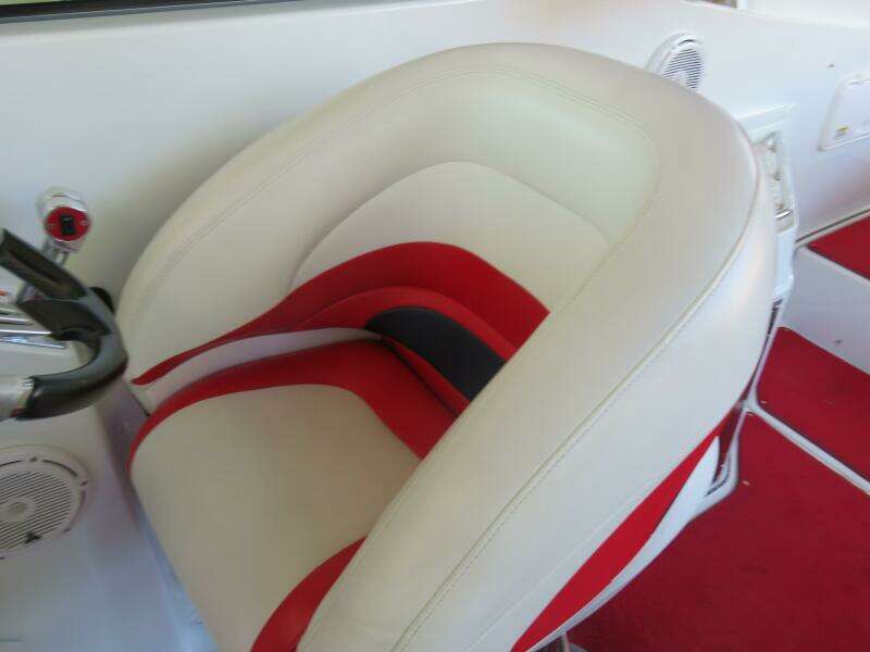 2008 Baja 335 Performance Cruiser