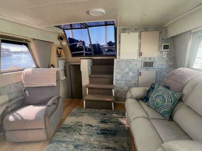 1989 Trojan 12M Motor Yacht