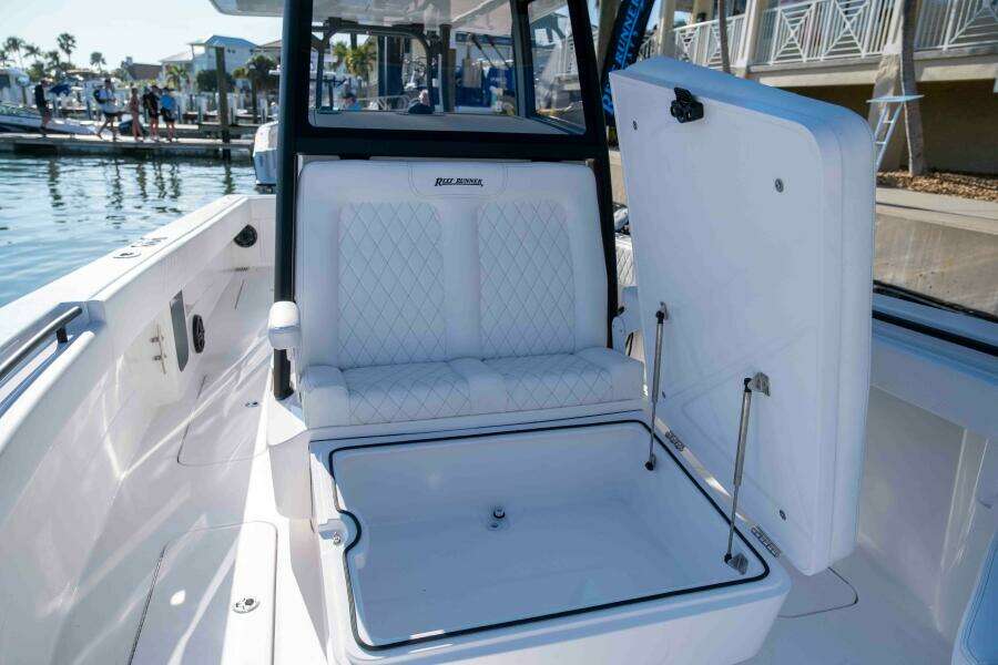 2026 Reef Runner 340