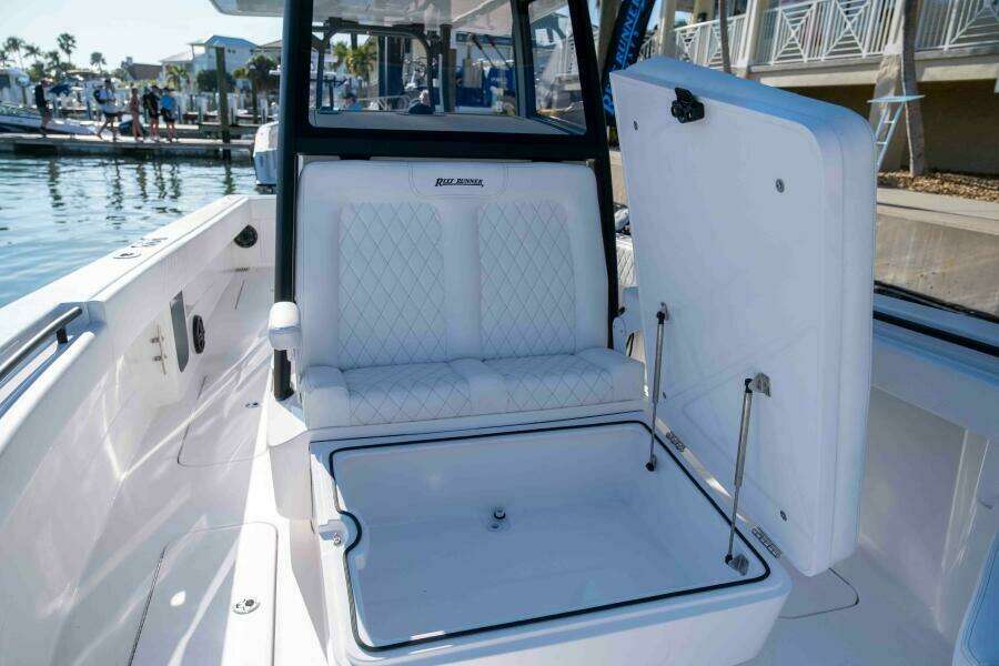 2026 Reef Runner 340